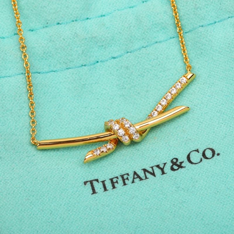 T*f*ny necklaces